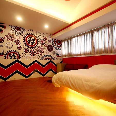 Hostel Color House Taichung Exterior foto