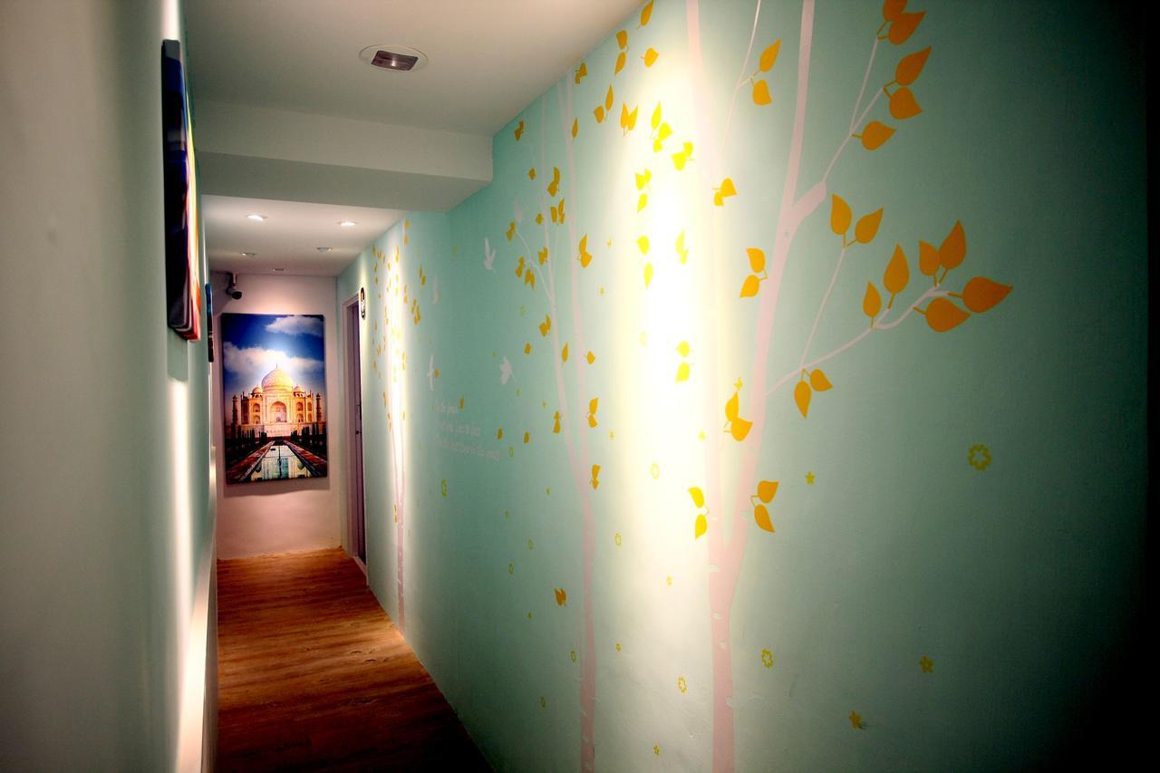 Hostel Color House Taichung Exterior foto