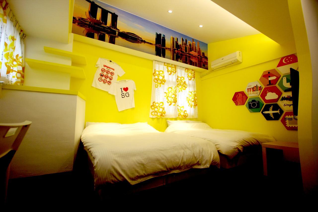 Hostel Color House Taichung Exterior foto