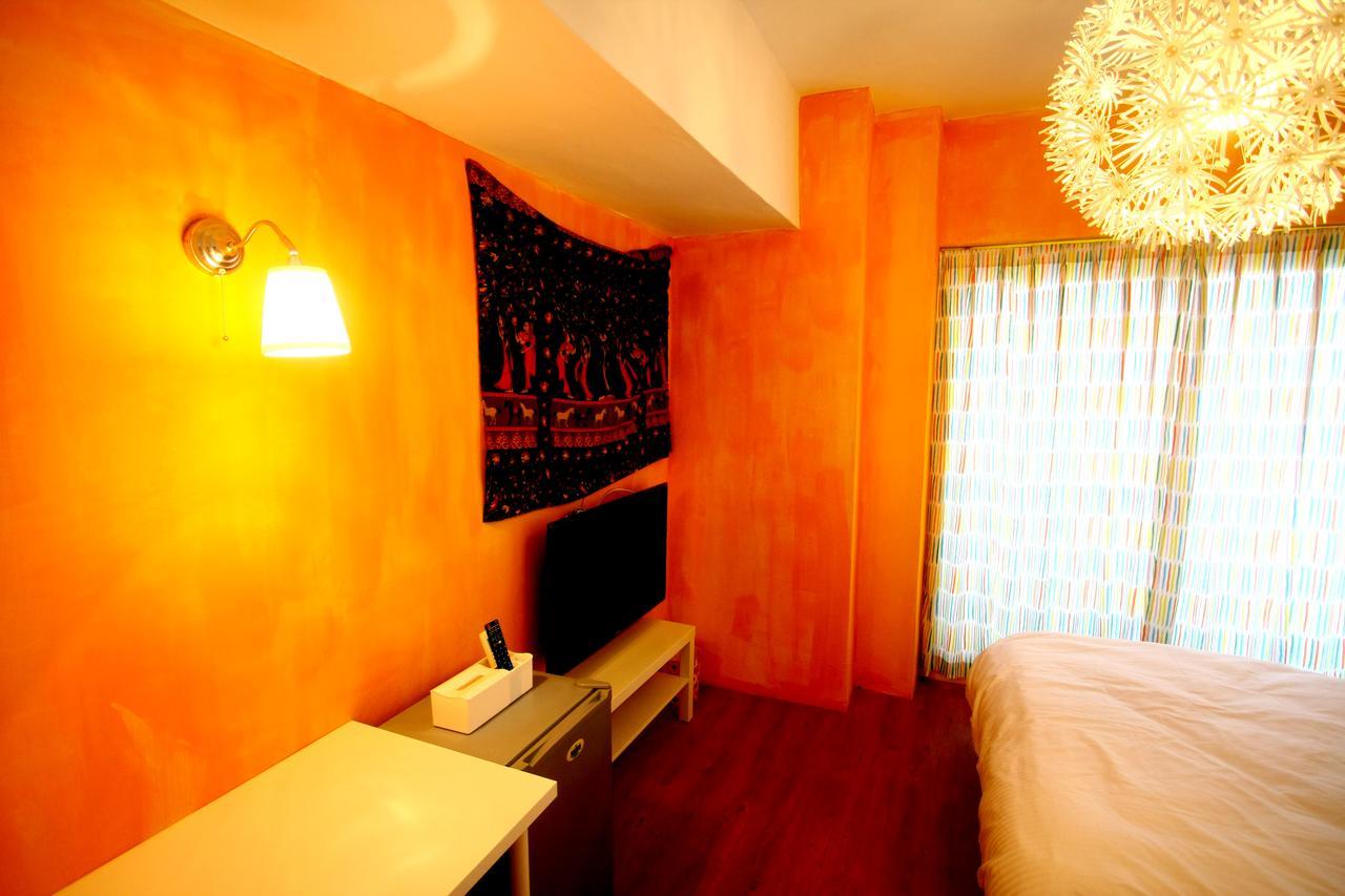 Hostel Color House Taichung Zimmer foto
