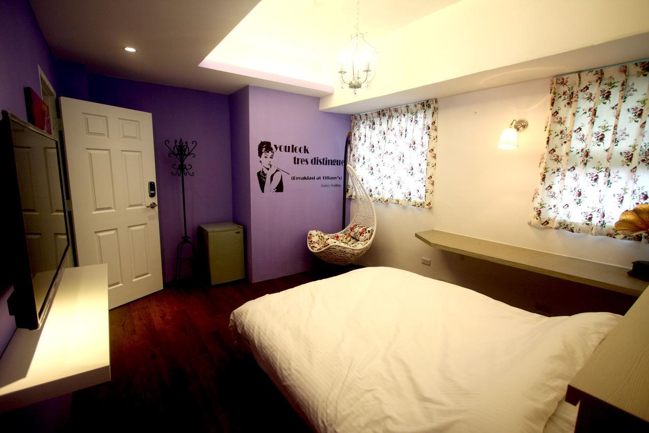 Hostel Color House Taichung Exterior foto